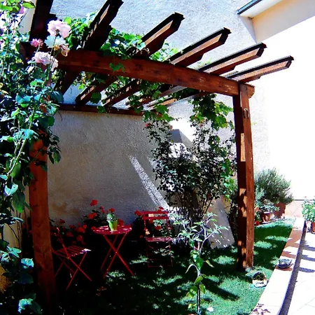 A Casa Di Nonna Bed & Breakfast Massa d'Albe