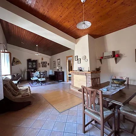 A Casa Di Nonna Couette-café Massa d'Albe