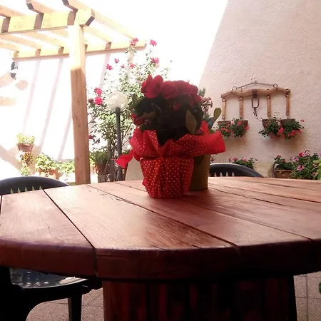 Bed & Breakfast A Casa Di Nonna Massa d'Albe