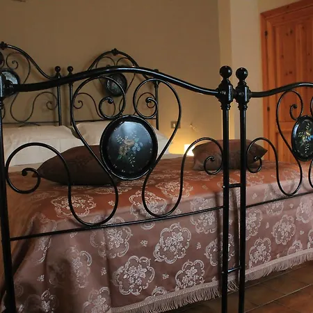 Bed & Breakfast A Casa Di Nonna Massa d'Albe