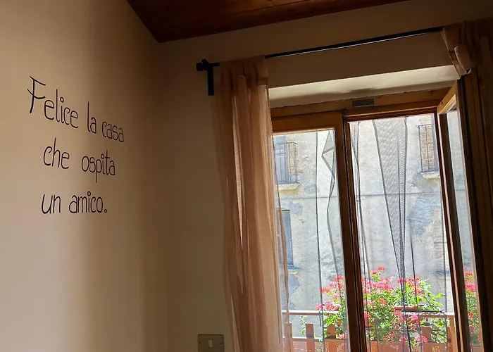 Couette-café A Casa Di Nonna 4*